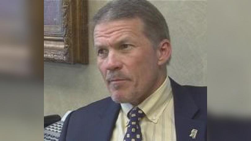 Public safety commissioner retiring