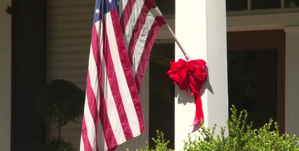 “Paint the Town Red Day” in Philadelphia