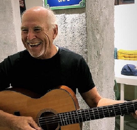 Jimmy Buffet Inducted into Mississippi Songwriters Hall of Fame