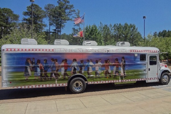 Choctaw: Mobile Education Resource Center To Provide Training for Students and Parents