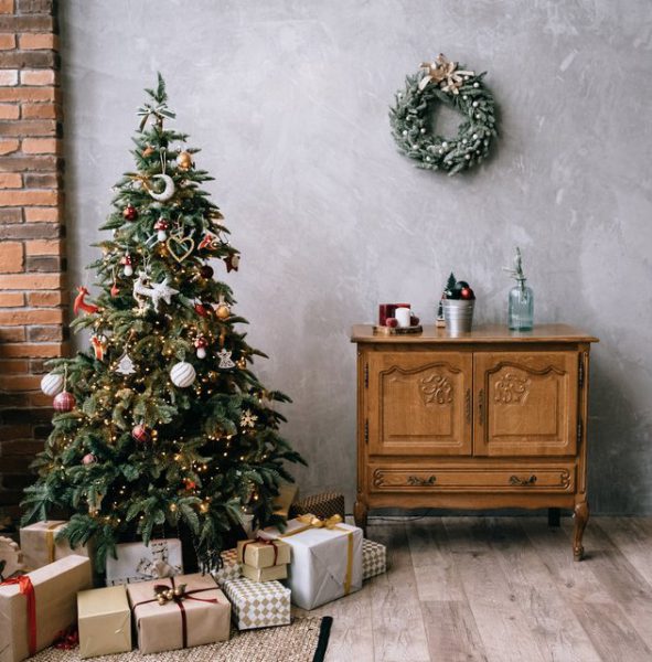 Poll: What is your favorite Christmas tradition?