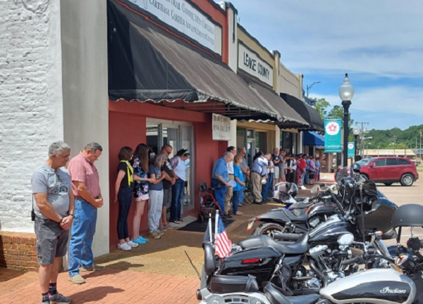 Leake County Gives Honor, Respect and Reverence at Memorial Day Service