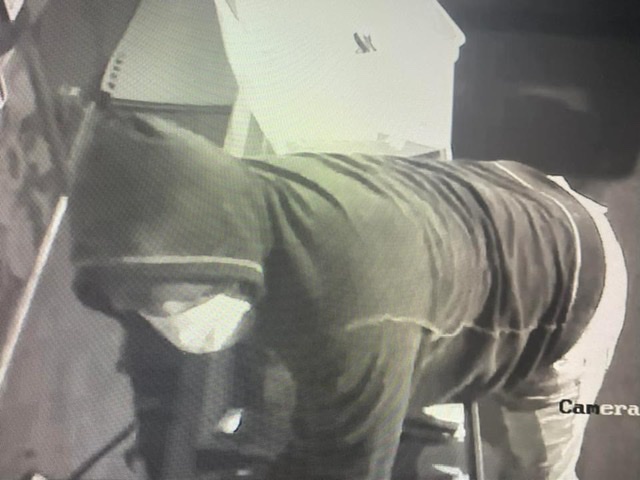 Carthage police searching for burglary suspect