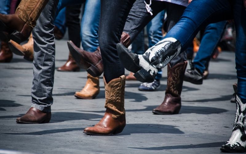 Today in Kosciusko – Line Dance Class at The Guitar Academy