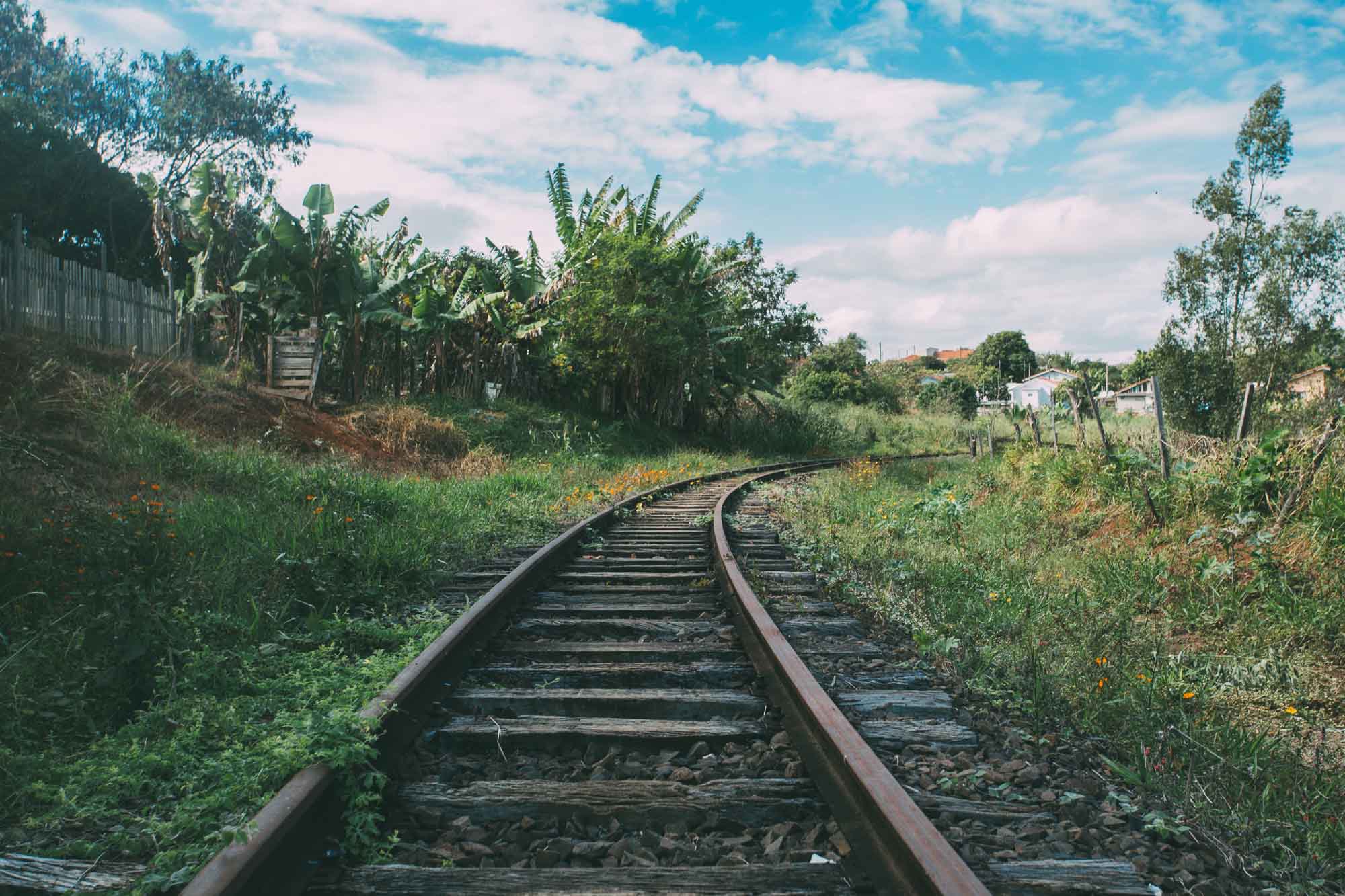 Battery Theft, an Accident and a Car on the Railroad Tracks in Neshoba