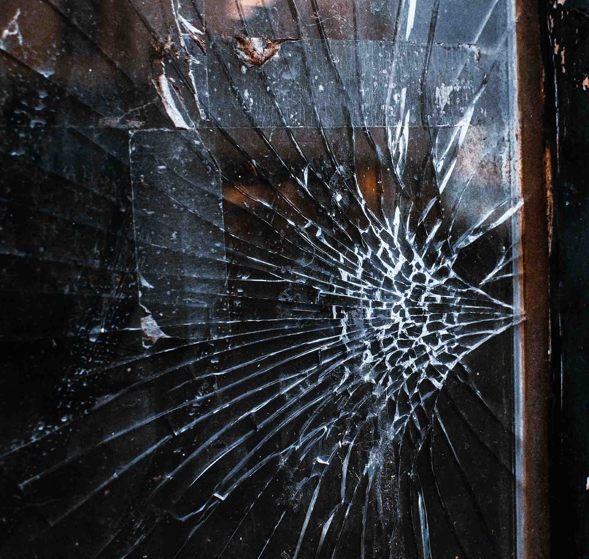 Breaking and Entering and a No Injury Accident in Neshoba