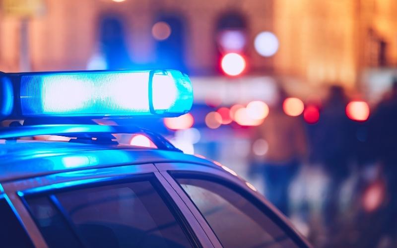Vehicle Towed for Impersonating Law Enforcement in Leake