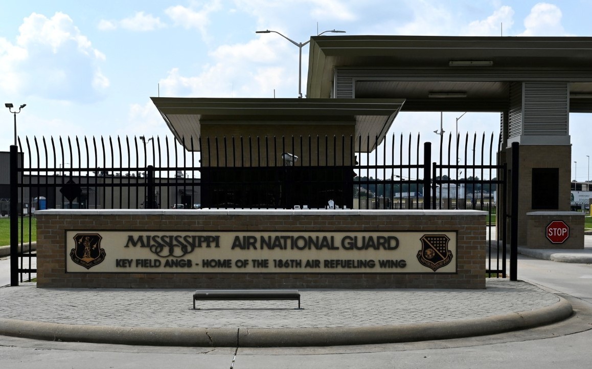 Guard Plane Damaged During Refueling Mission