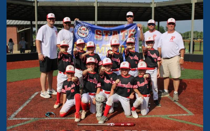 Photo: Local baseball team brings home championship