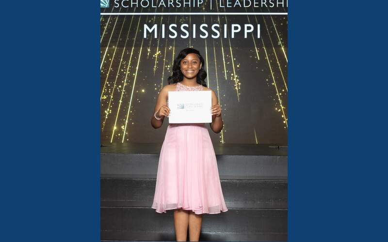 Kosciusko’s Zenovia Woolie Receives Spirit Award at Distinguished Young Women of MS State Finals