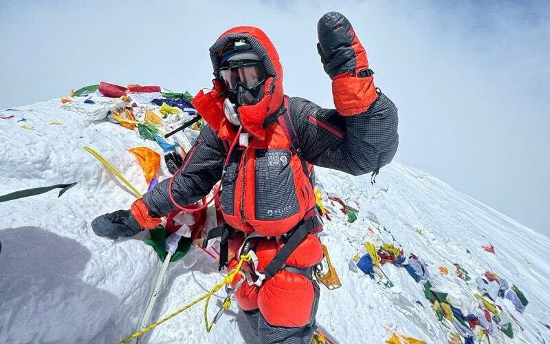 Mount Everest Comes to Kosciusko