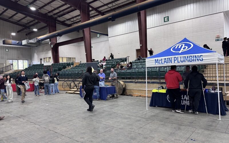Neshoba County Manufacturing & Career Expo 13 Neshoba County Manufacturing & Career Expo 13