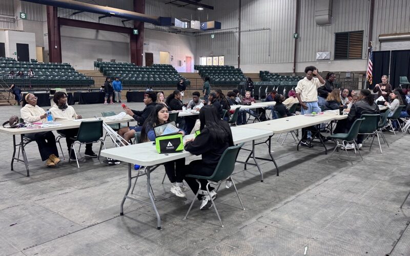 Neshoba County Manufacturing & Career Expo 16 Neshoba County Manufacturing & Career Expo 16