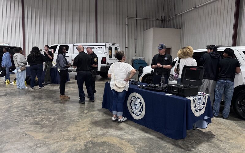 Neshoba County Manufacturing & Career Expo 23 Neshoba County Manufacturing & Career Expo 23
