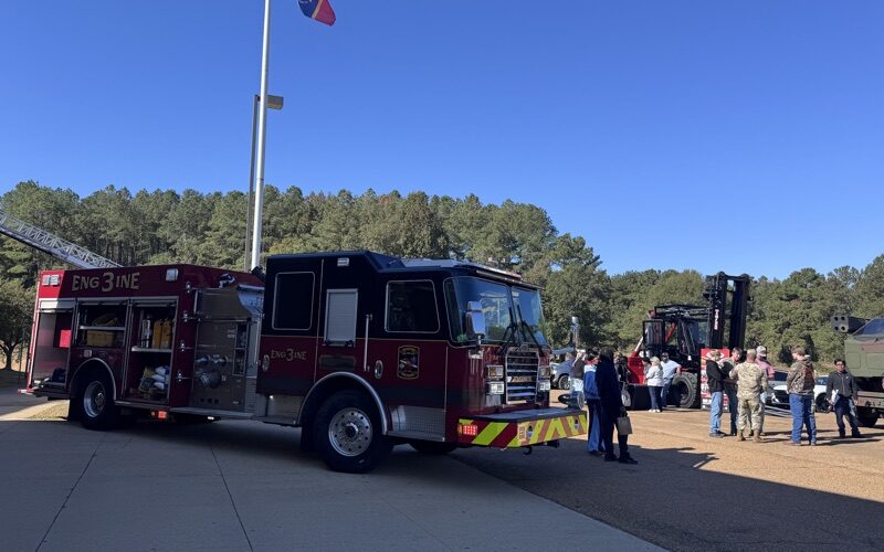 Neshoba County Manufacturing & Career Expo 8 Neshoba County Manufacturing & Career Expo 8