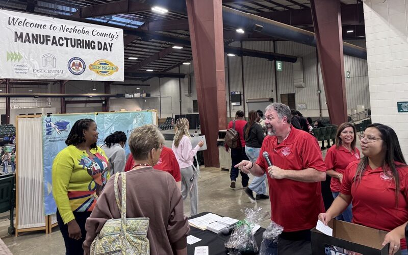 Neshoba County Manufacturing & Career Expo 9 Neshoba County Manufacturing & Career Expo 9